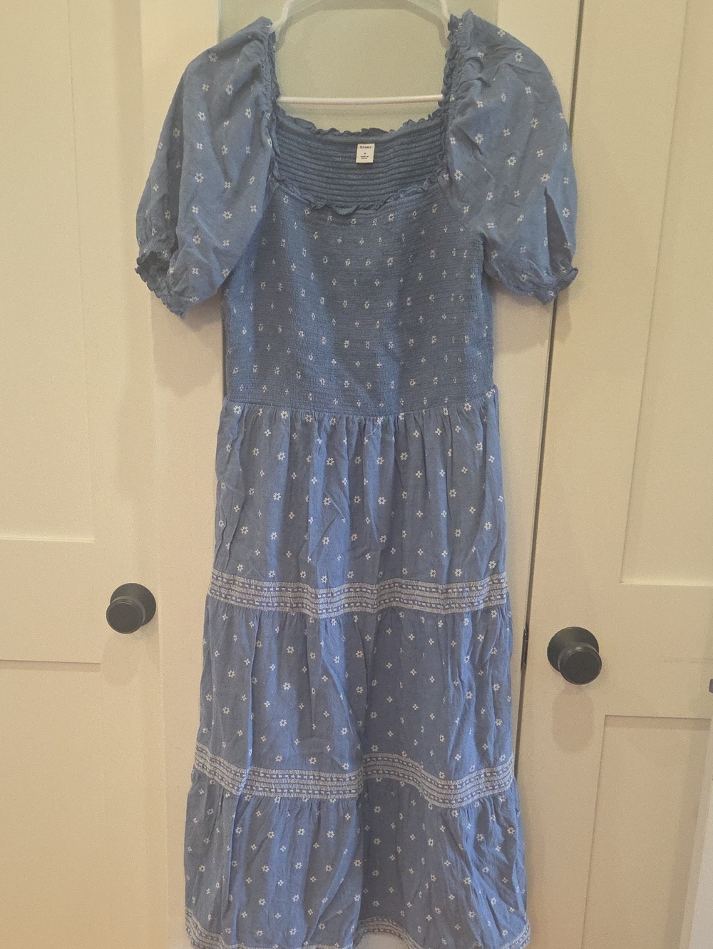 Old Navy Light Blue Smocked Tiered Dress with White Print